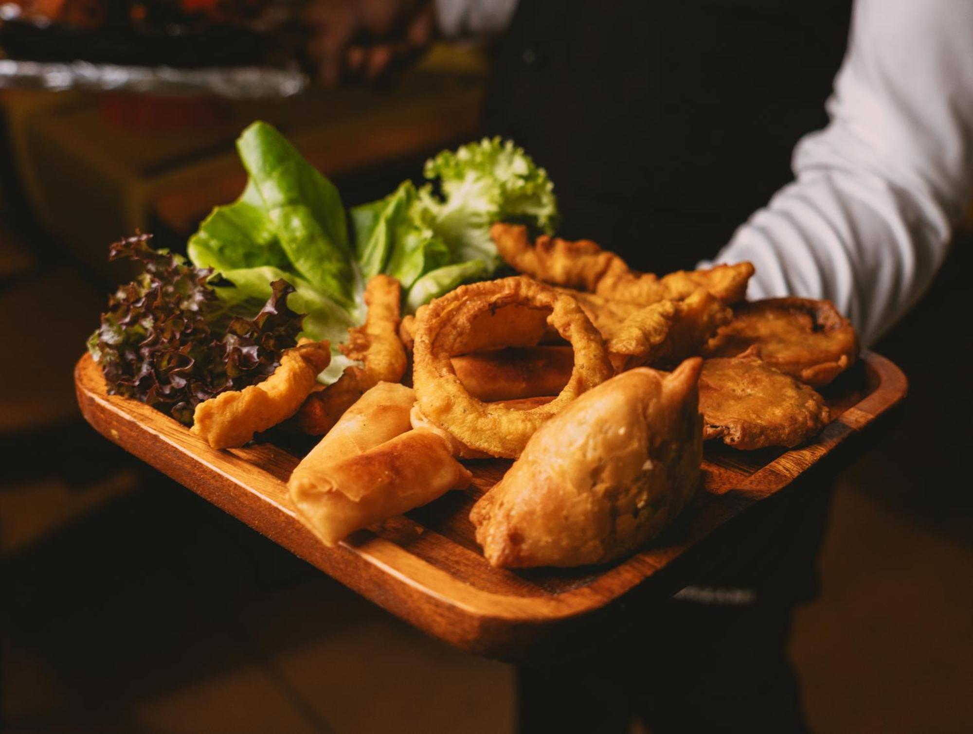Hotel Restaurant Taverna Eching  Екстериор снимка