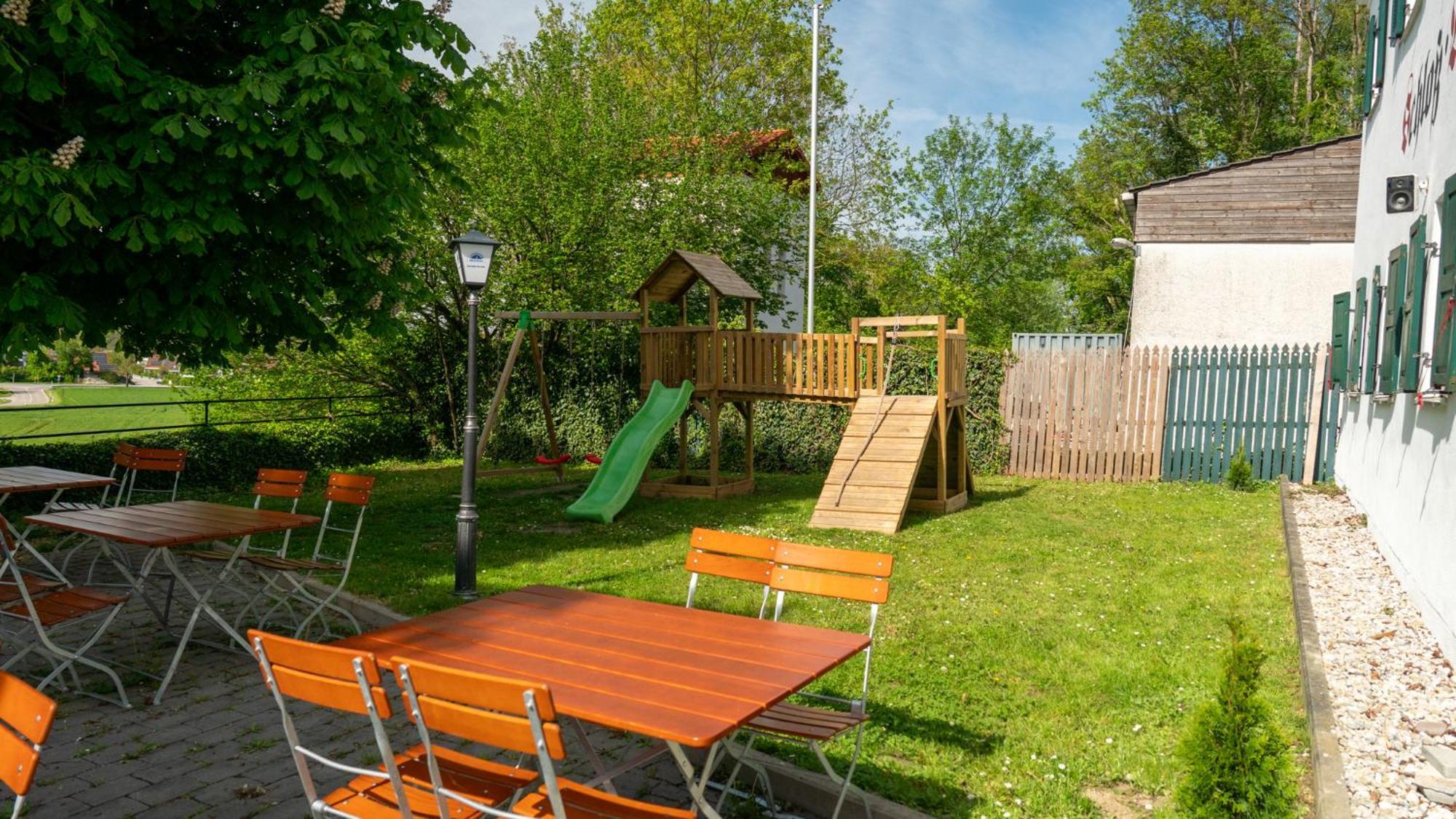 Hotel Restaurant Taverna Eching  Екстериор снимка